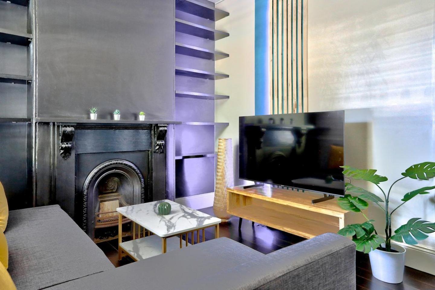 Unique 2 Bedroom House Pyrmont 2 E-Bikes Included سيدني المظهر الخارجي الصورة