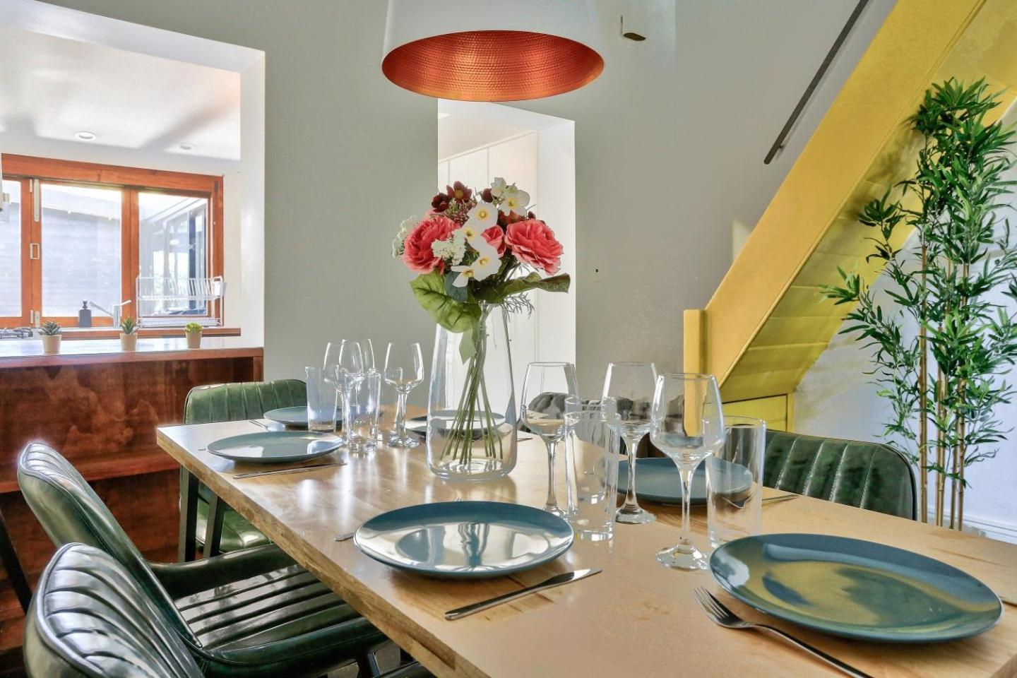 Unique 2 Bedroom House Pyrmont 2 E-Bikes Included سيدني المظهر الخارجي الصورة